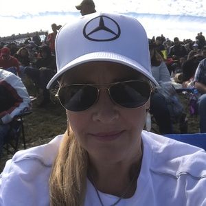 Meet your Posher, Kelli